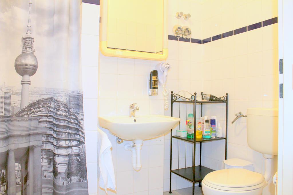 Pension Central Hostel Berlin Luaran gambar
