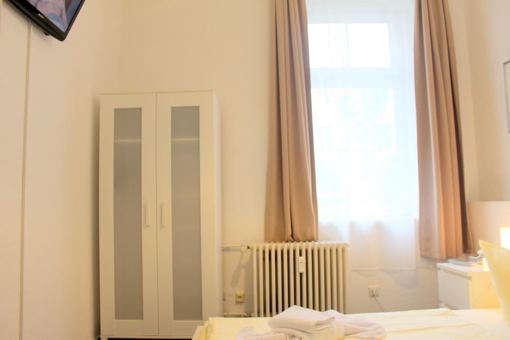 Pension Central Hostel Berlin Luaran gambar