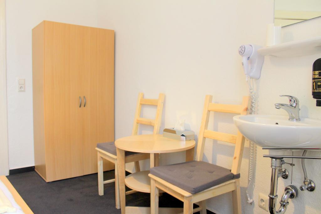 Pension Central Hostel Berlin Luaran gambar