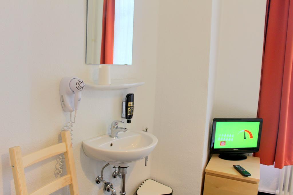 Pension Central Hostel Berlin Luaran gambar